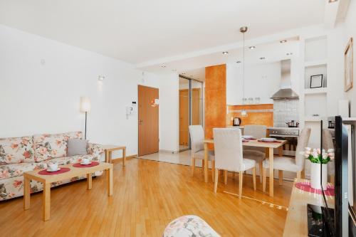 Apartments Warsaw Wilanowska By Renters