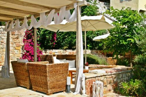 Bed & Breakfast Alicelia Boutique Inn