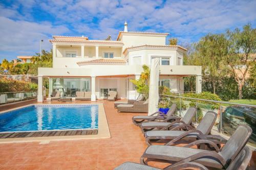 Villa 30 Monte Lemos