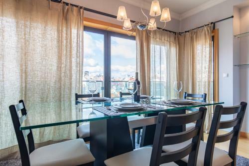 Lovelystay - Modern Apartment In Anjos