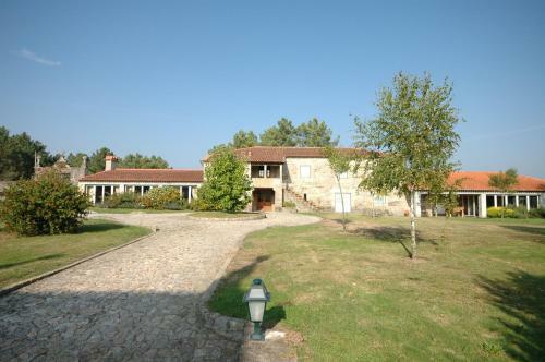Ponte de Lima Villa Sleeps 23 With Pool And Wifi