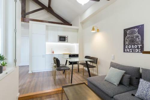 Apartamento Modern 2br Flat In Central Porto By Guestready - G