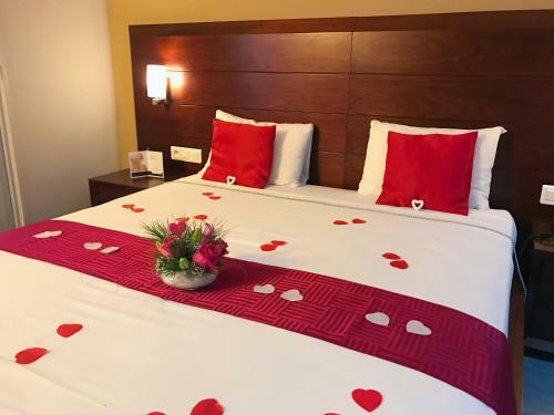 Hotel Tulip Inn Sainte Clotilde