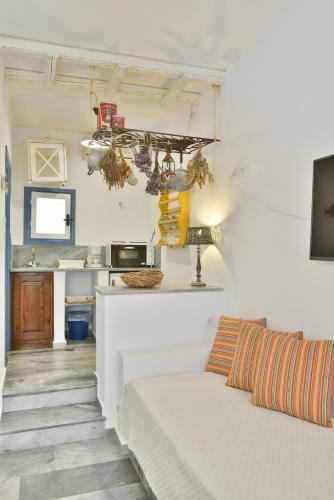 Golden Beach Hotel & Apartments