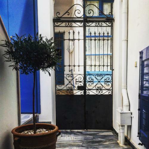Manto Apartments