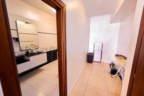 Apartamento Zenia Tudor's Residence