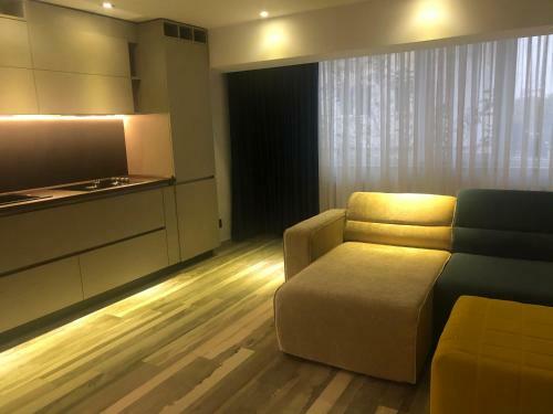 Three-bedroom Luxury Apartment Marina
