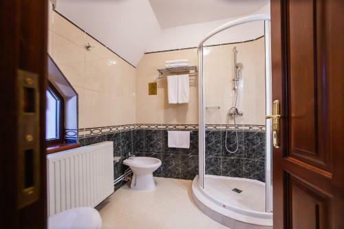 Hostal Casa 3 Guesthouse