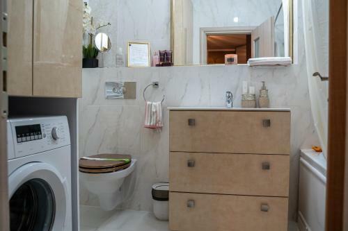 Apartamento Luxor Studio With Japanese Massage Chair