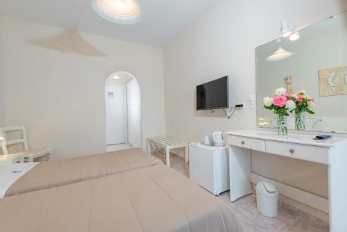 Odysseus Hotel