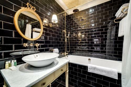 Dom Boutique Hotel By Authentic Hotels
