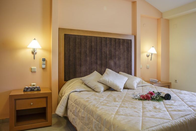 Hotel Tolo