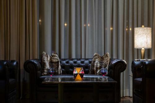 Vittori Palace Hotel And Residences