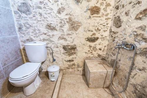 Tsikalaria Traditional Stone House