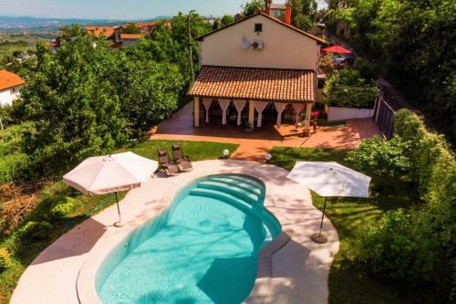 Villa Holiday Home Nona An?ka