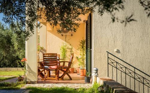 Koxyli Studios & Apartments