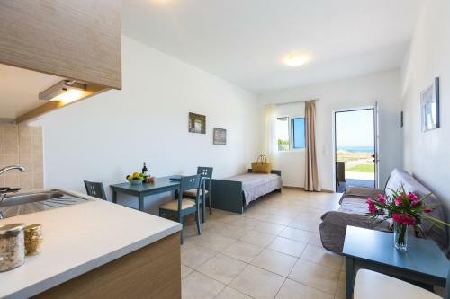 Yiannis Apartments