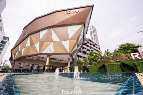 Rodina Jomtien Beach Pattaya Hotel