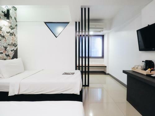 Loyy Hotel