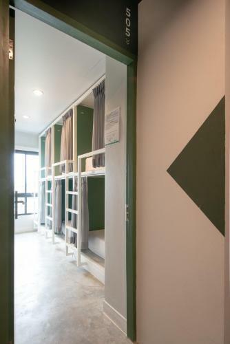 Yaks House Hostel