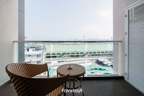 Balihai Bay Pattaya Hotel & Residence