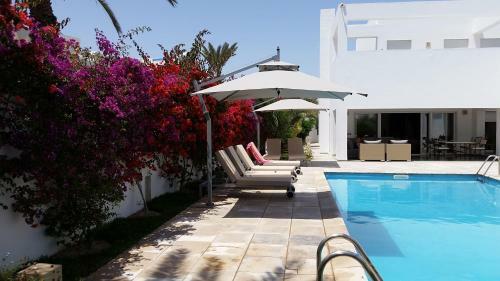 Exceptional Villa Near The Beaches
