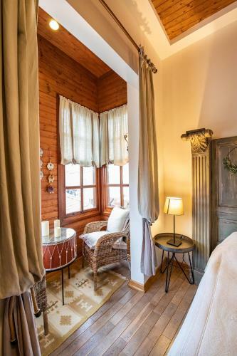 Hotel V?no Ala�ati