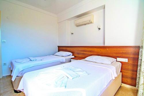 Aquamarine Apartments A1