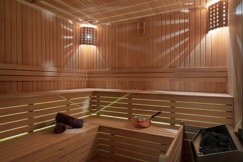 Hotel Blue Marlin Deluxe Spa & Resort