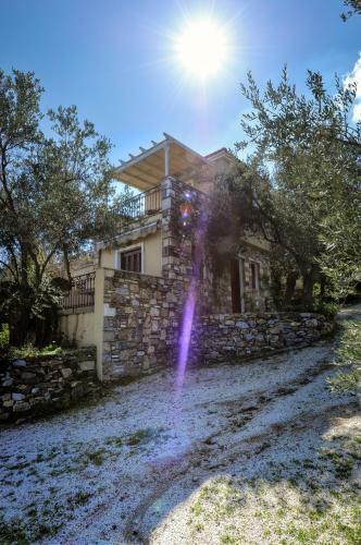 Hostal Gera's Olive Grove (elaionas Tis Geras)