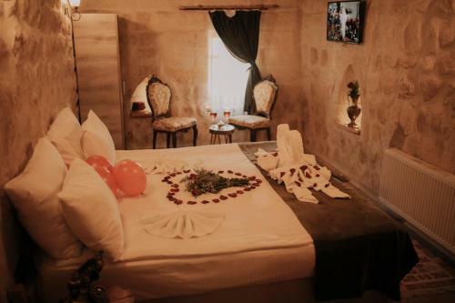 Splendid Cave Hotel