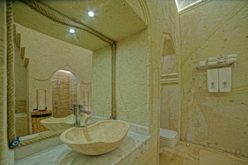 Hotel Taru Cave Suites