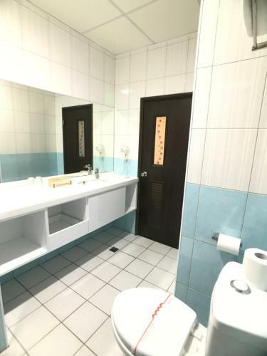 Chang Ti Metropolis Commercial Hotel