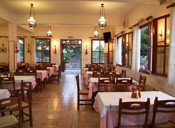 Artemon Hotel