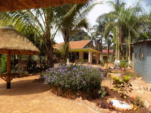 Hostal Afro Smile Hotel And Guest House