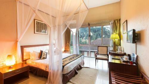 Hotel Humura Resorts
