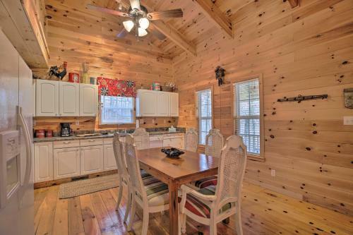 Mtn Abode With Wifi, 2 Mi To Little River Canyon!