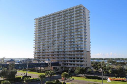 Apartamento Crystal Tower 1109 Condo