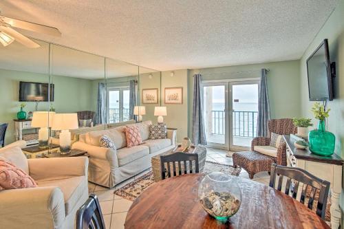 Apartamento Cozy Beachfront Escape With Pool And Gulf Access!