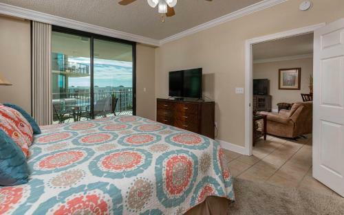 Hotel Phoenix On The Bay 2 By Brett Robinson Vacations
