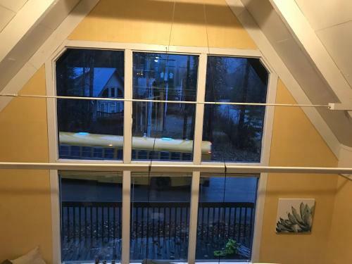 Loft At Alyeska - Private Room In Shared House