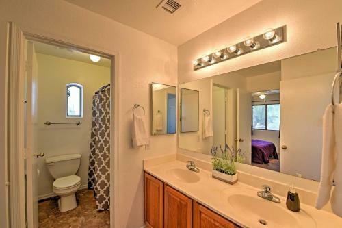 Spacious Phoenix Area Escape With Private Pool Patio