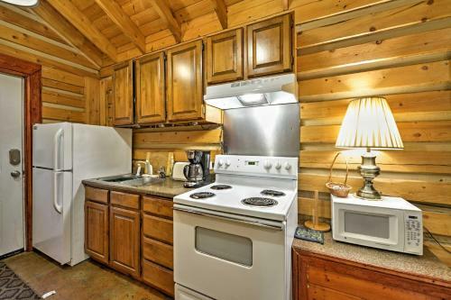 Creekside Seward Cabin With Bbq Fire Pit On 3 Acres!