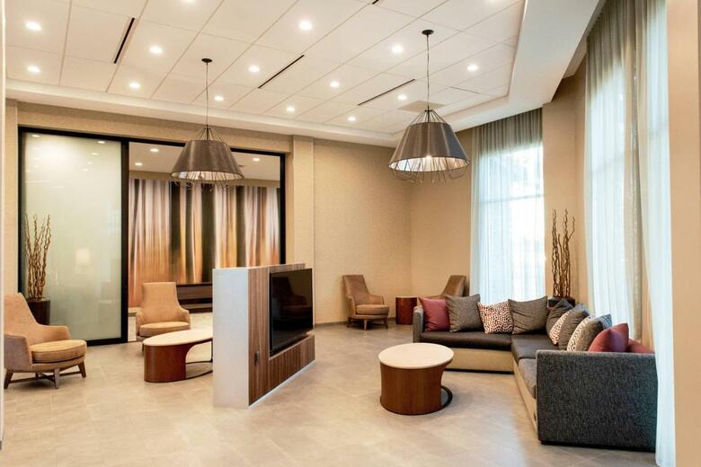 Hotel Courtyard By Marriott Mesa At Wrigleyville West