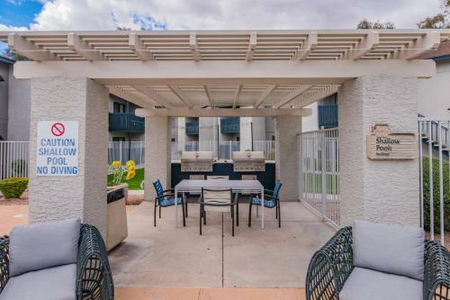 Apartamento 1br Apt In North Phoenix With Pool By Wanderjaunt