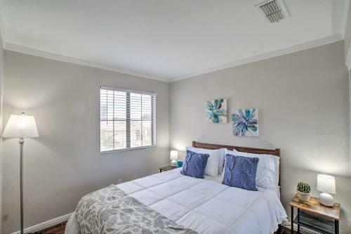 Pet-friendly Home 2 Mi From Peoria Sports Complex!