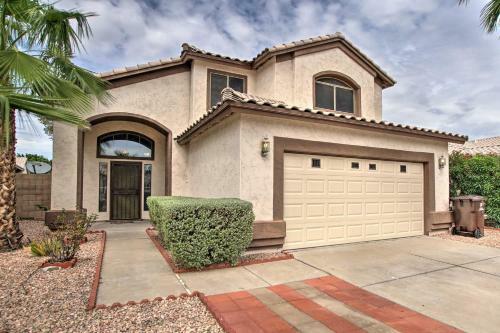 Pet-friendly Home 2 Mi From Peoria Sports Complex!