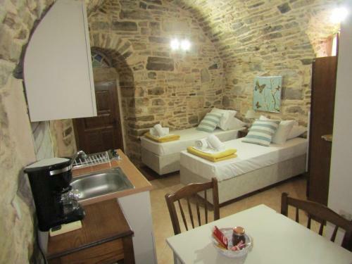 Vouno Village Apartments