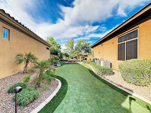 All-suite Home Located In North Phoenix Home