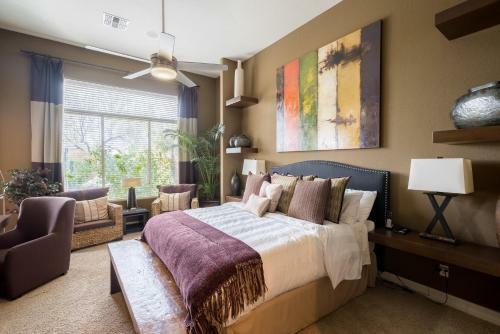 All-suite Home Located In North Phoenix Home